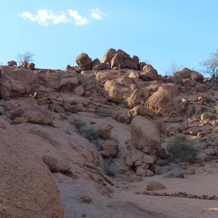 Ozohere Campsite And Himba Village Uis Экстерьер фото