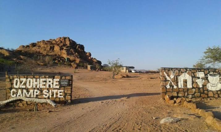 Ozohere Campsite And Himba Village Uis Экстерьер фото