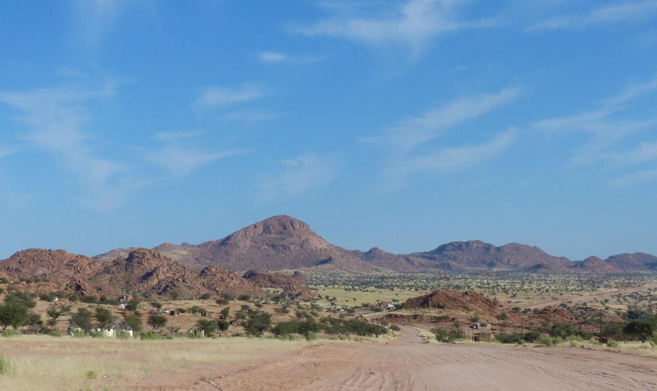 Ozohere Campsite And Himba Village Uis Экстерьер фото